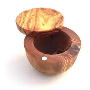 Dose mit Magnetschliesssystem aus Olivenholz 5