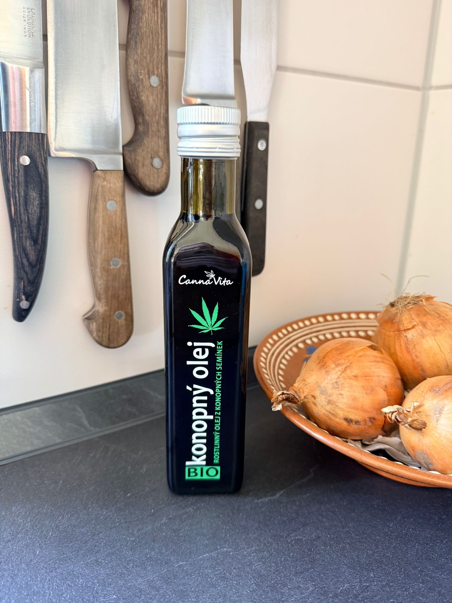 CannaVita Bio Hanfsamenöl kaltgepresst, 250 ml